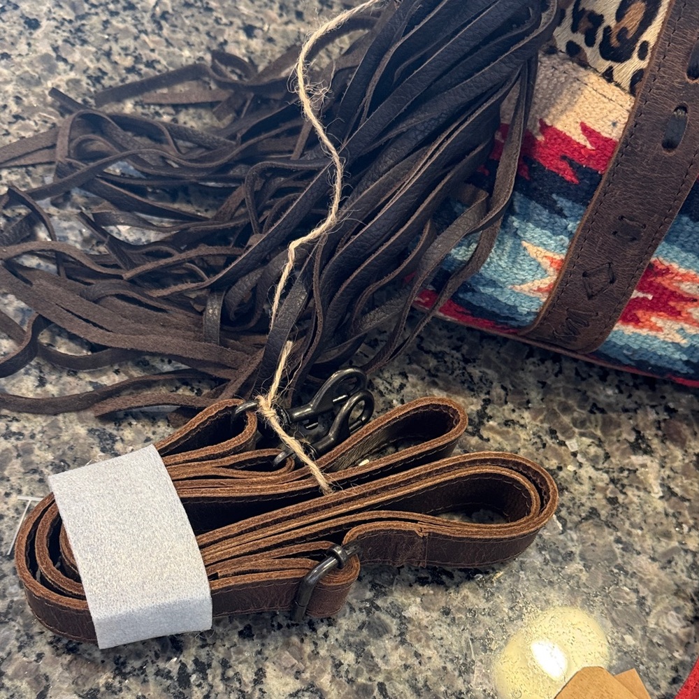 STS Ranchwear Multicolor Patterned Shoulder Bag and Wallet - Picture 4 of 11